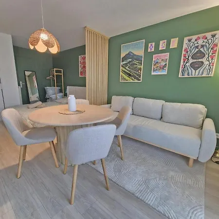 Apartment La Batisse De Chignat #charme#parking